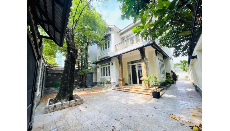 ❌❌❌Siêu phẩm BIỆT THỰ MẶT TIỀN khu nhà GIÀU THẢO ĐIỀN ,333m2, dòng tiền 5️⃣0️⃣ TR/ THÁNG